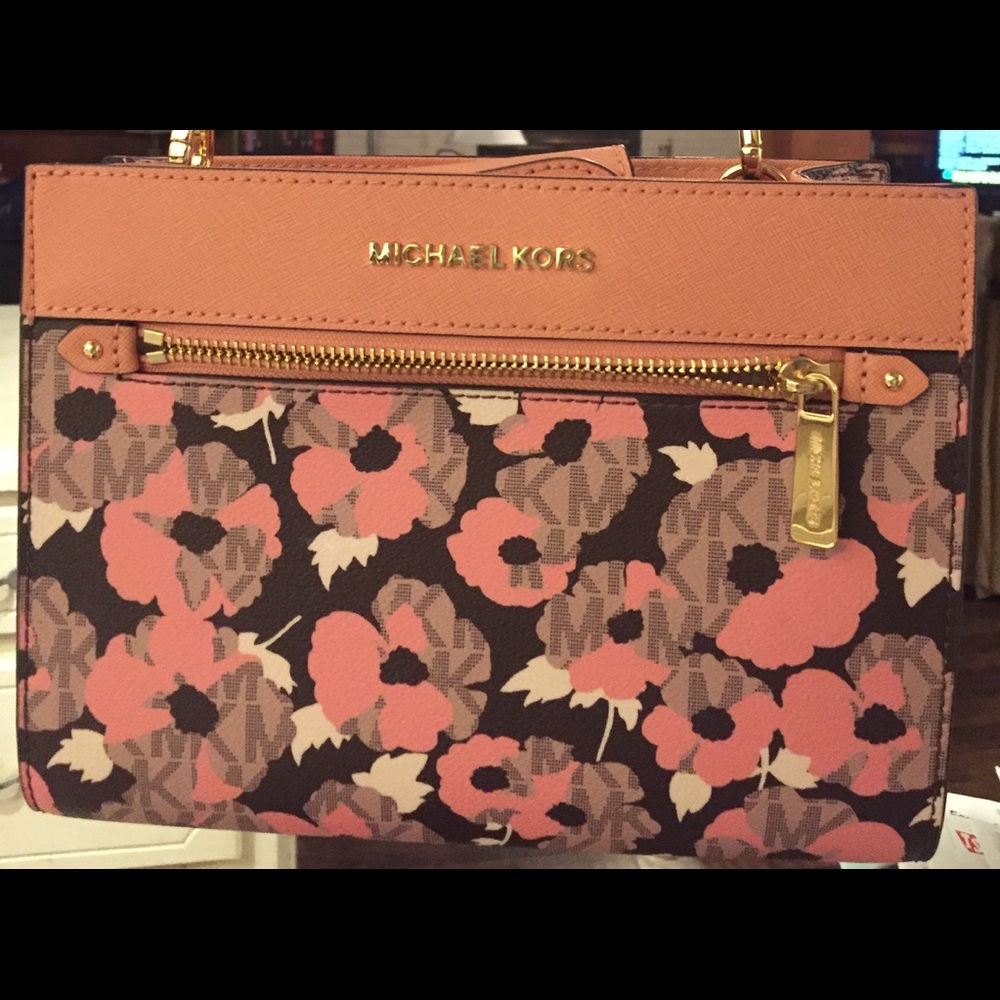 MK purse NWT cross body peach/pink floral